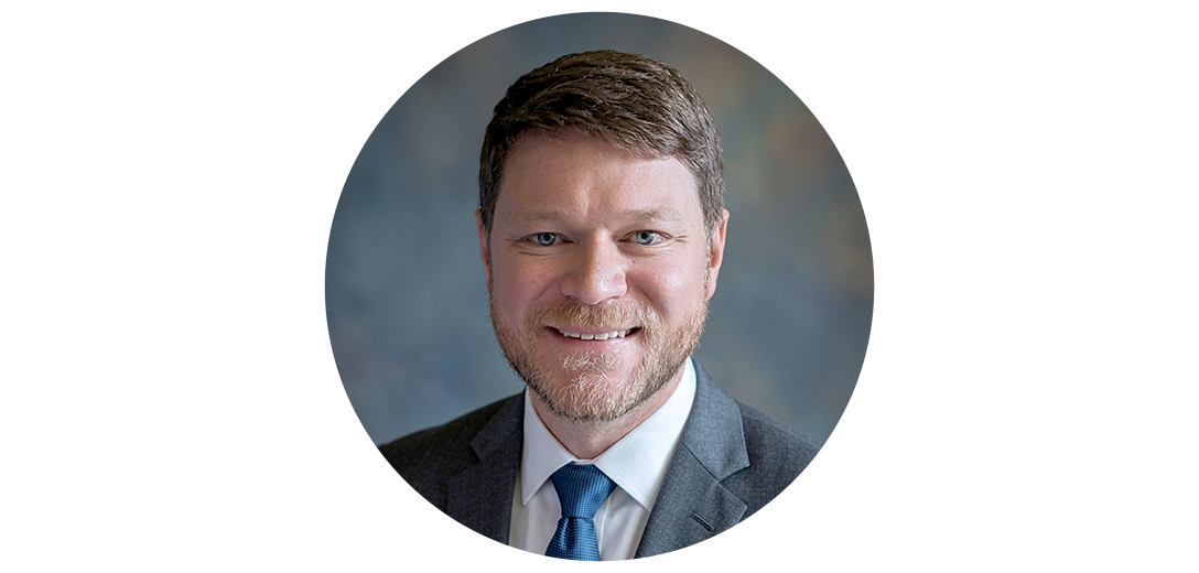 Headshot of Andrew Martinson