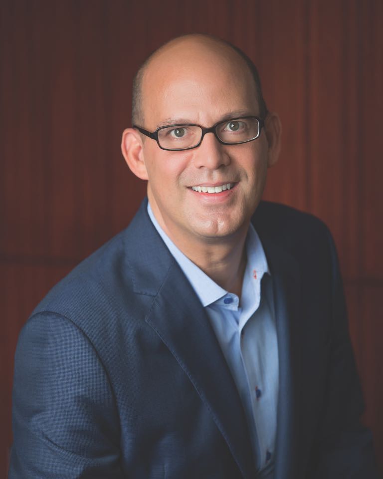 Headshot of Chris Du Bois, SVP, Chief Digital Officer, Enterprise Marketing and Experience Management, Allianz Life Insurance Company of North America.